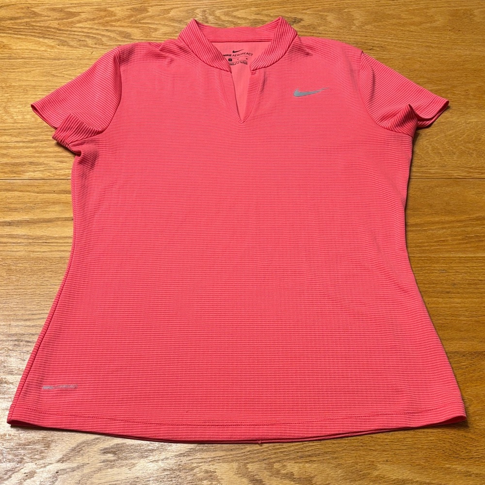 Nike Women's Coral Short Sleeve Shirt